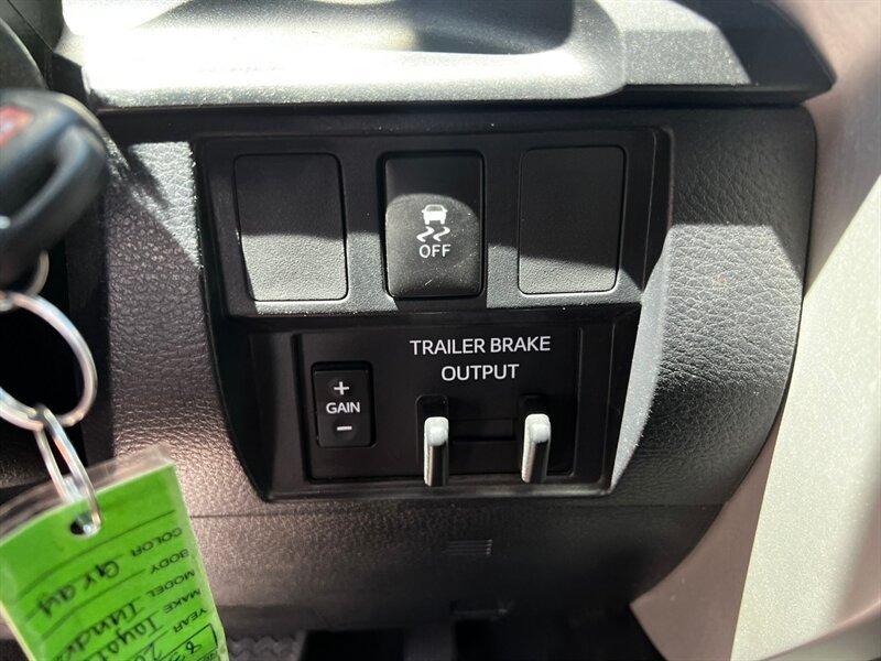 Used 2019 Toyota Tundra SR5 AWD/4WD image 31