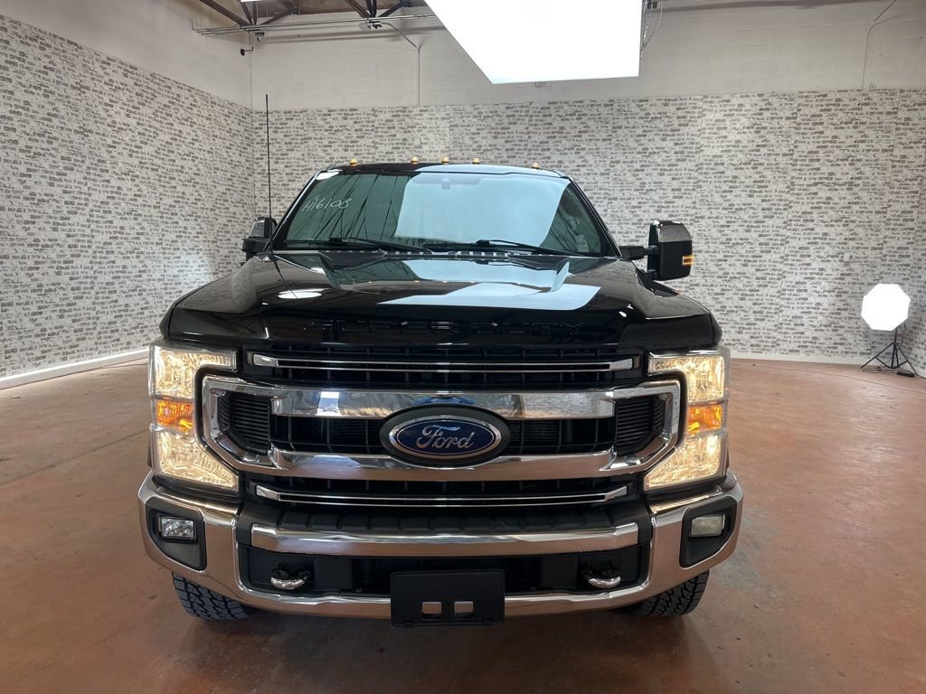 Used 2022 Ford F250 XLT w/ XLT Premium Package image 2