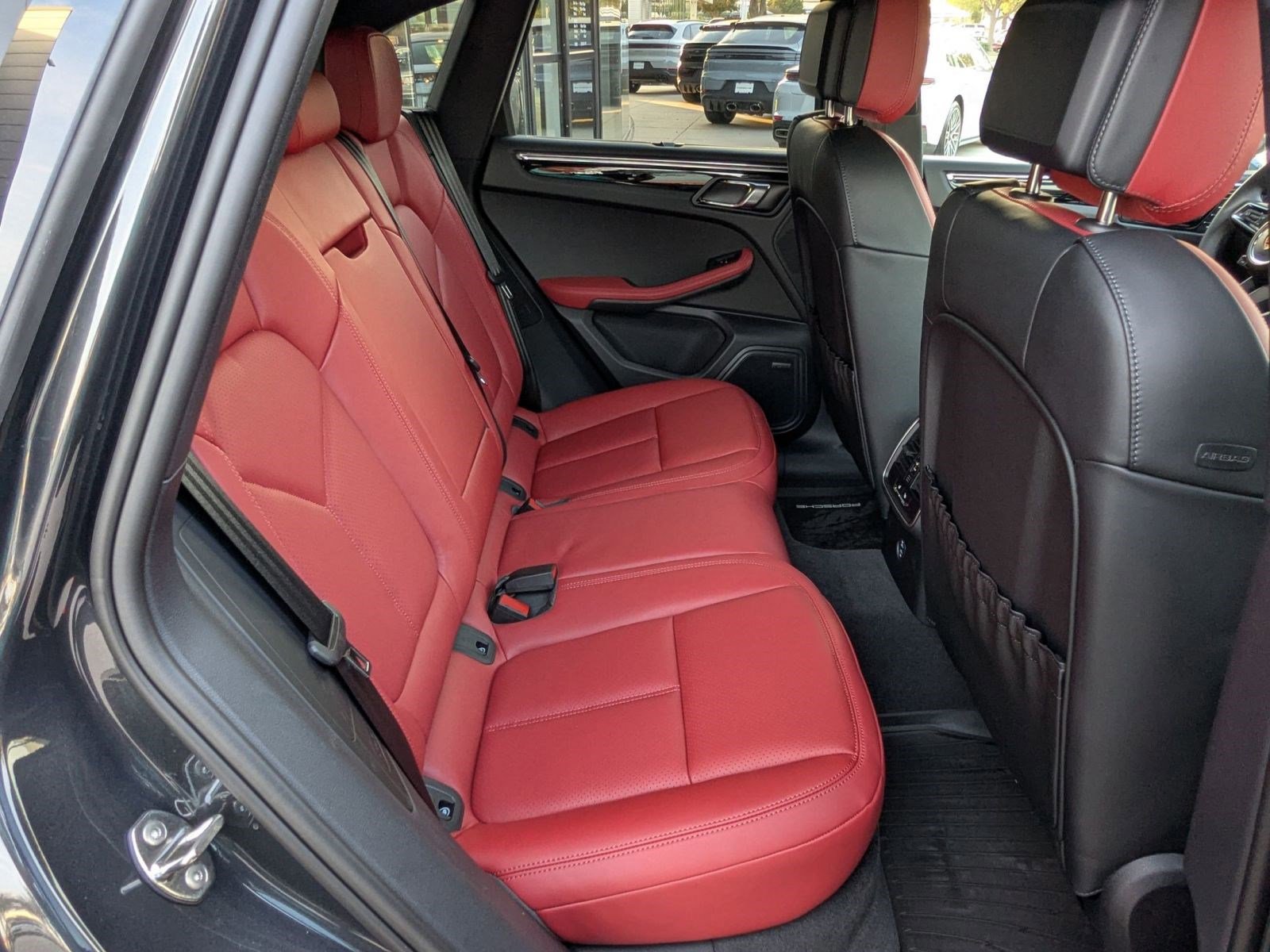 New 2026 Porsche Macan S image 24