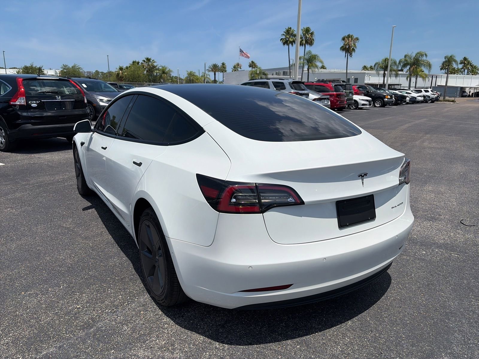 Used 2022 Tesla Model 3 Long Range AWD/4WD image 5