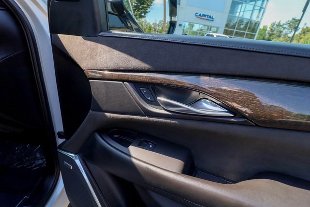 Used 2016 Cadillac Escalade Platinum image 45