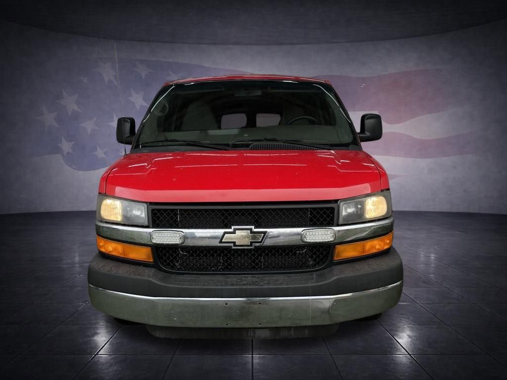 Used 2015 Chevrolet Express 3500 LS w/ Chrome Appearance Package image 8