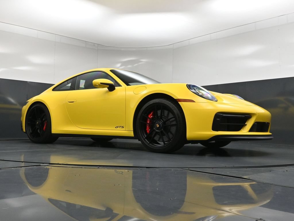 Certified 2022 Porsche 911 Carrera GTS w/ Premium Package RWD image 28