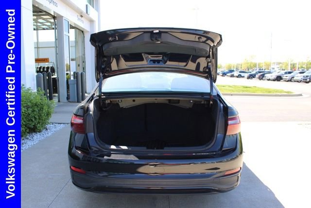 Used 2024 Volkswagen Jetta Sport FWD image 8