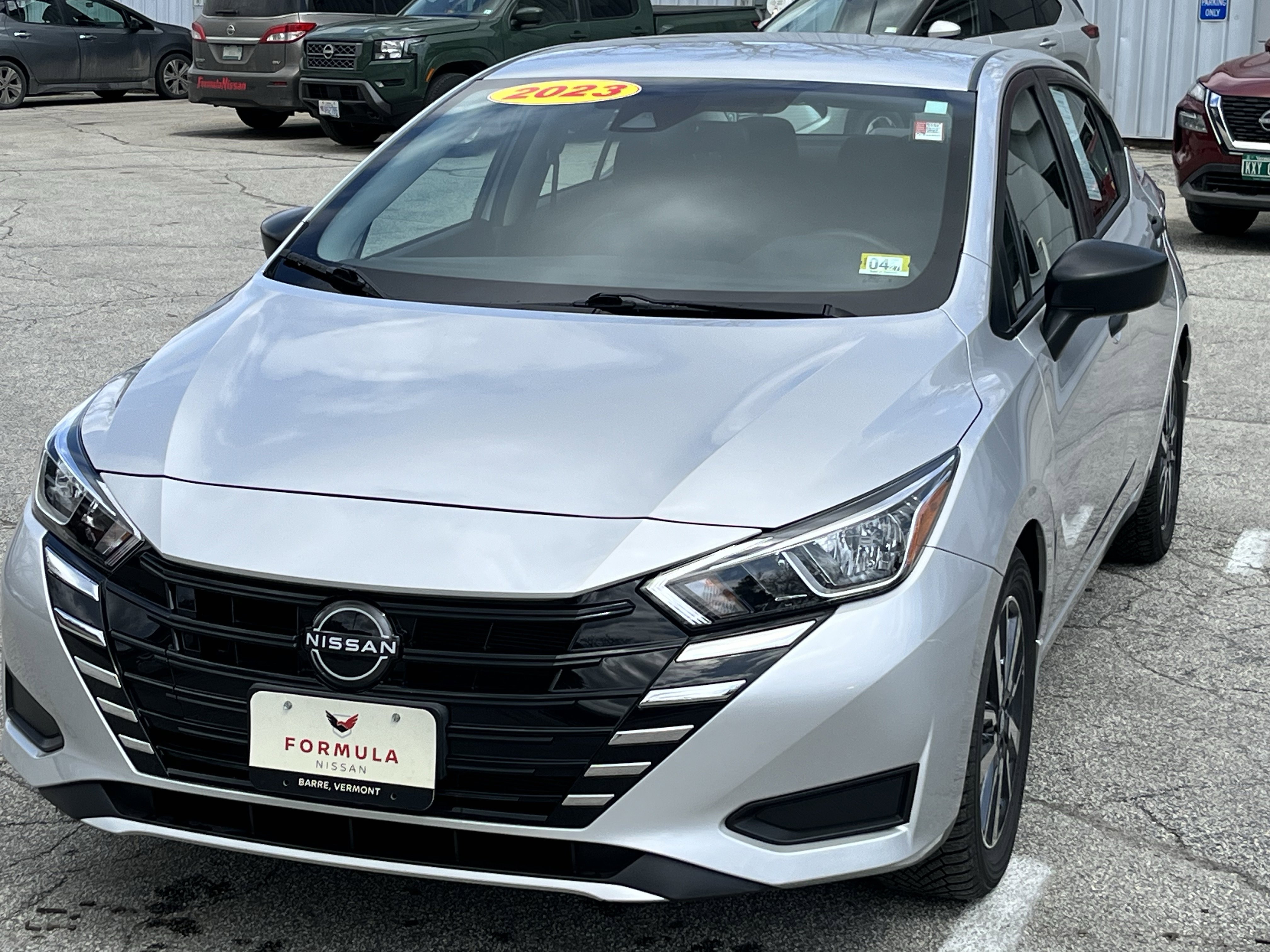Used 2023 Nissan Versa S w/ S Plus Package FWD image 3