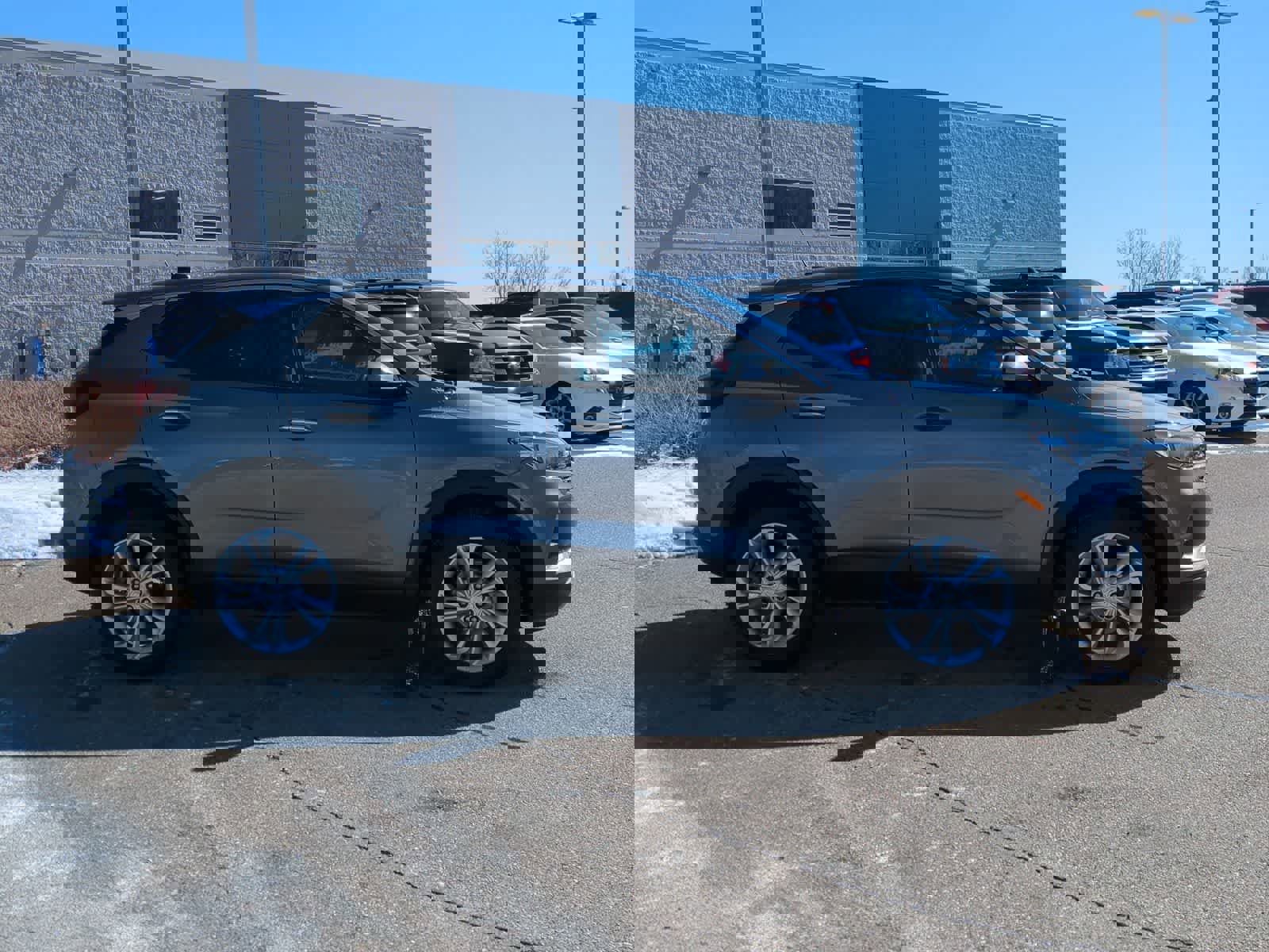 Used 2022 Buick Encore GX Preferred w/ Cold Weather Comfort Package image 9