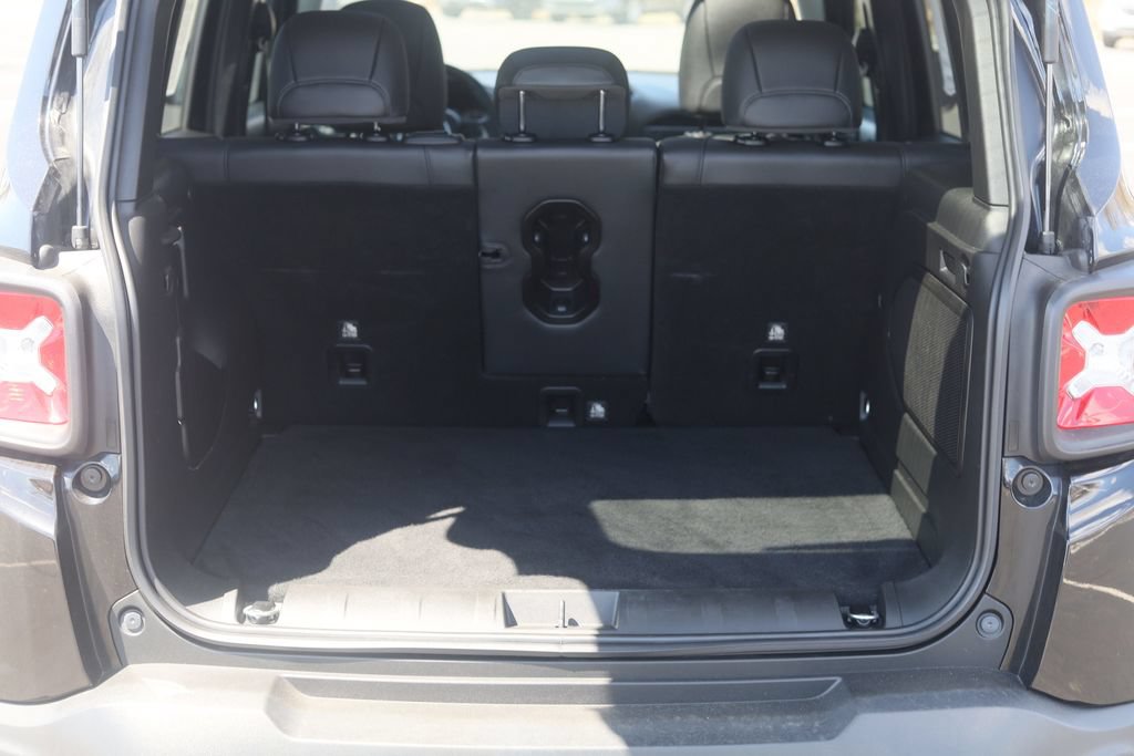 Used 2022 Jeep Renegade Limited w/ Sun, Sound & Wheels Group AWD/4WD image 27