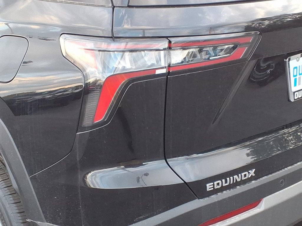 New 2027 Chevrolet Equinox LT FWD image 9