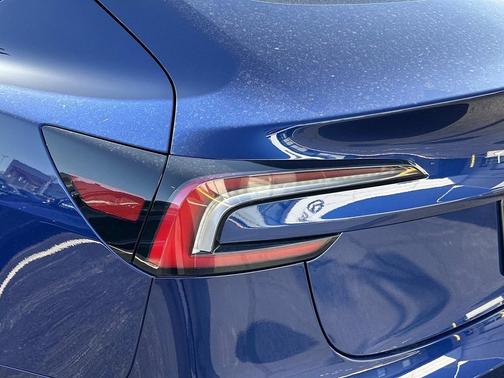 Used 2025 Tesla Model 3 RWD image 9