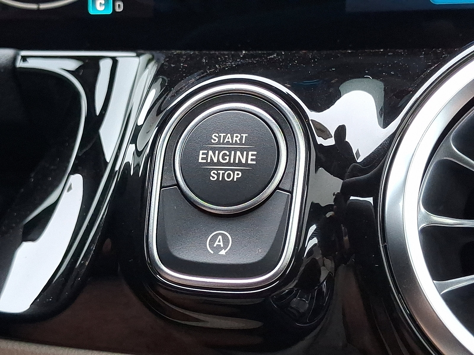 Used 2026 Mercedes-Benz GLA 250 4MATIC image 26