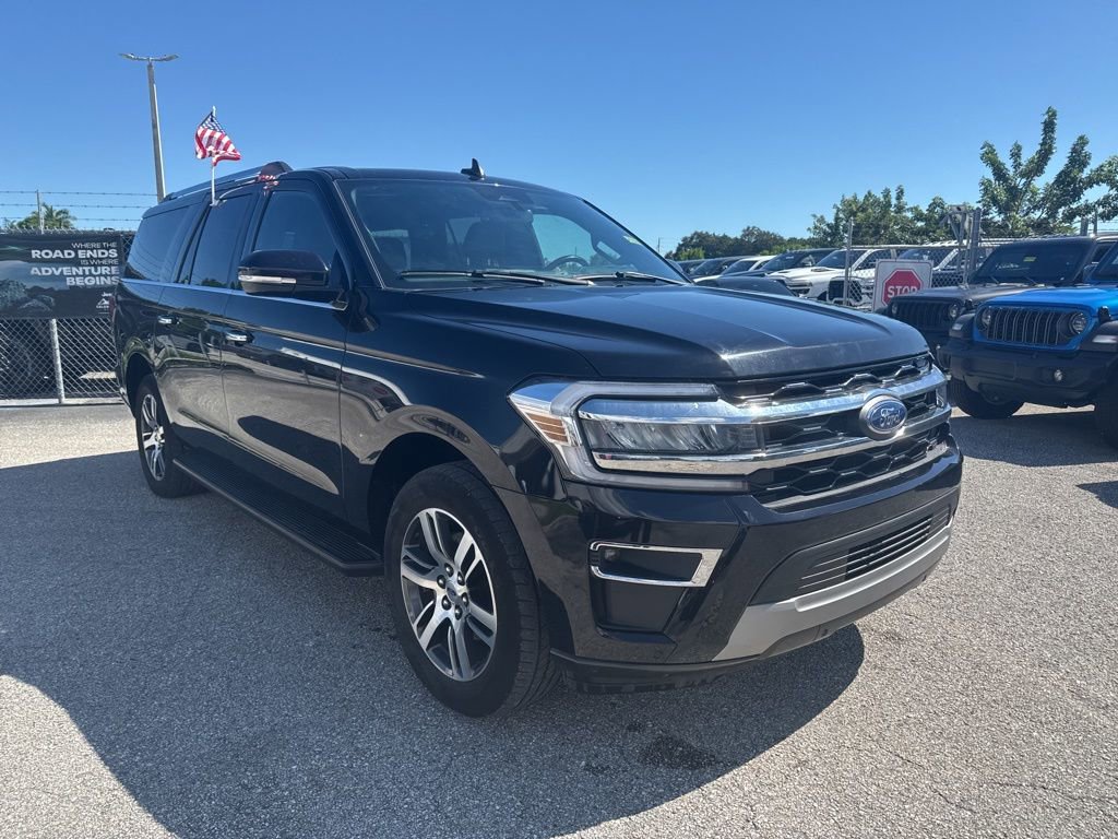 Used 2024 Ford Expedition Max Limited image 3
