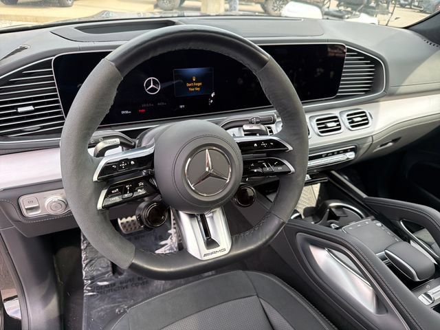 Used 2025 Mercedes-Benz GLS 63 AMG 4MATIC image 15