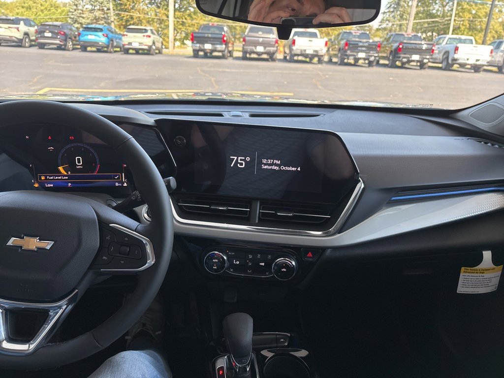 New 2026 Chevrolet Trax LT w/ Driver Confidence Package image 11