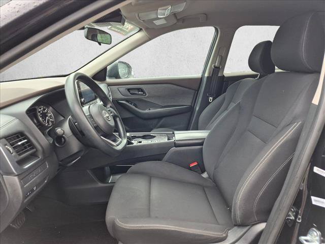 Used 2023 Nissan Rogue S FWD image 15