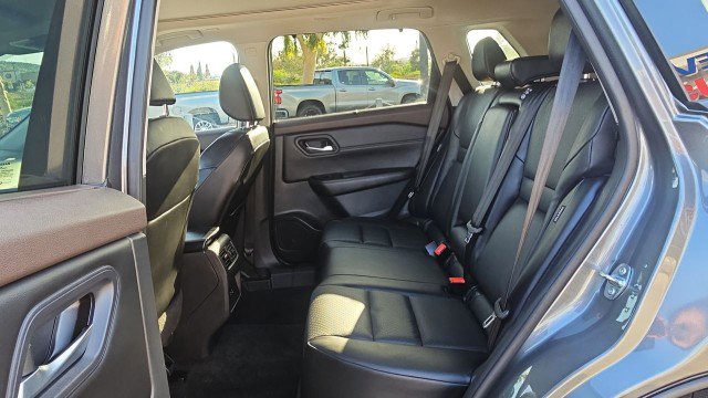 Used 2023 Nissan Rogue SV w/ SV Premium B Package FWD image 25