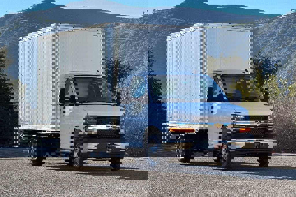 New 2025 Chevrolet Express 3500 w/ Power Convenience Package image 2