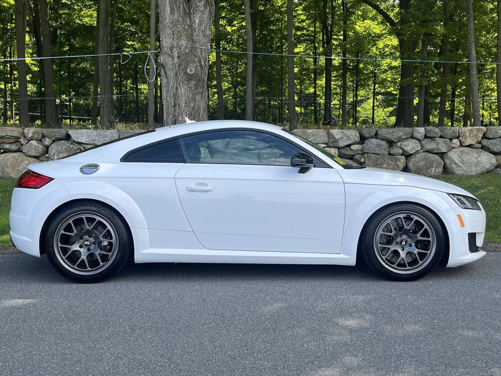 Used 2017 Audi TT 2.0T AWD/4WD image 2