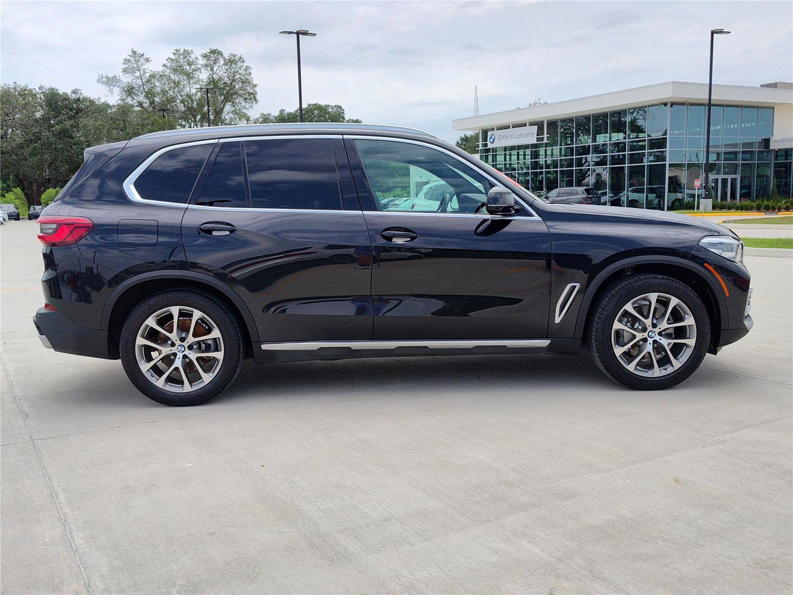 Used 2019 BMW X5 xDrive40i w/ Premium Package 2 image 11