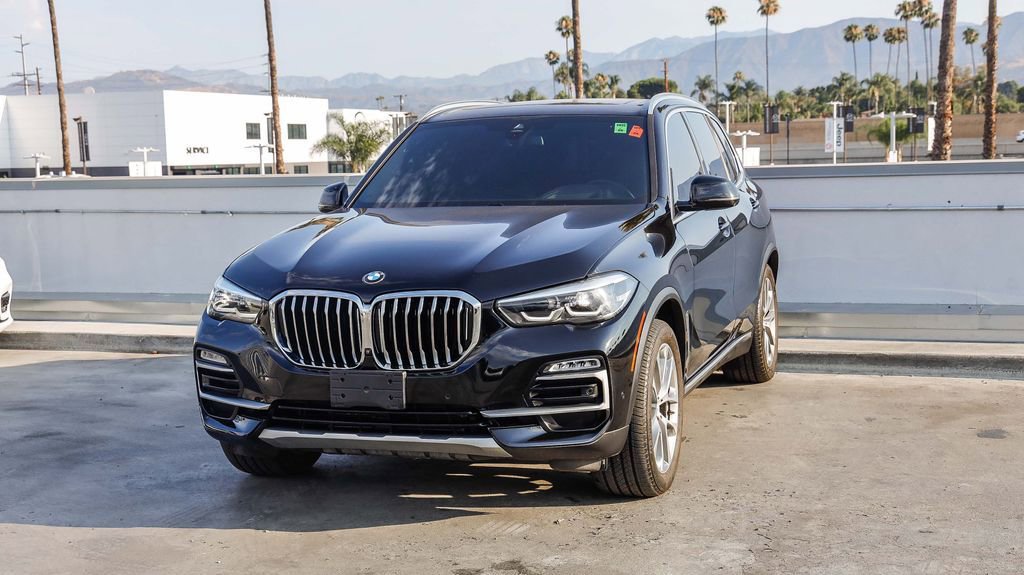 Used 2021 BMW X5 xDrive40i w/ Premium Package image 4