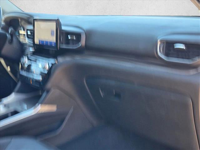 Used 2023 Ford Explorer Limited image 17