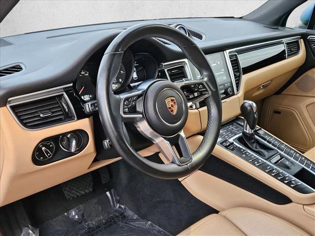 Used 2018 Porsche Macan Sport Edition image 10