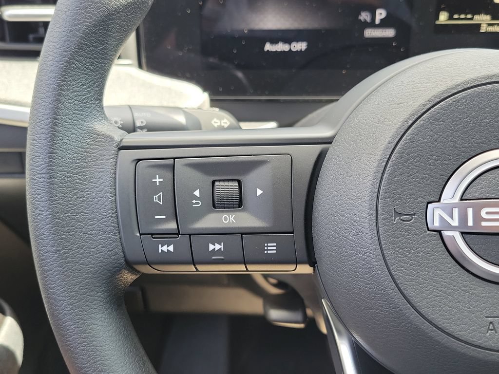 New 2026 Nissan Kicks SV w/ Interior Electronics Package FWD image 7