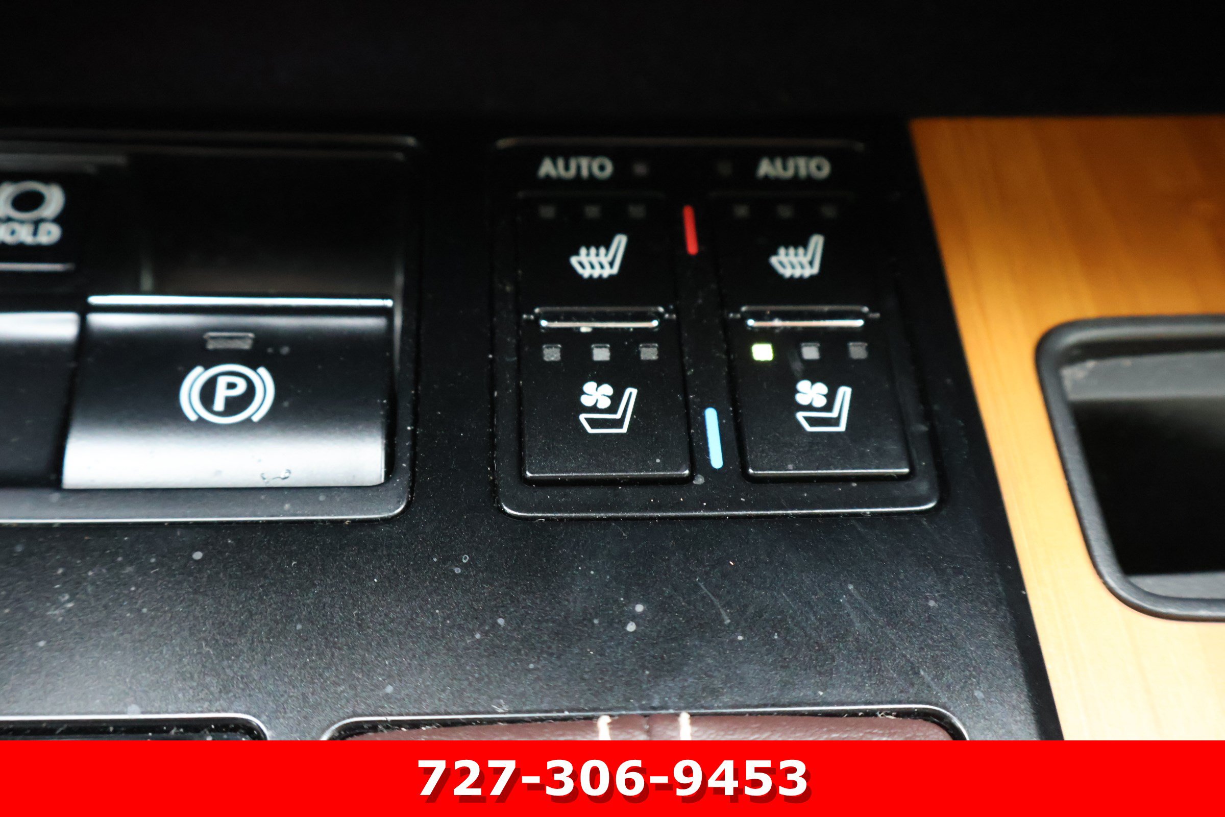Used 2020 Lexus RX 450h AWD w/ Premium Package image 31