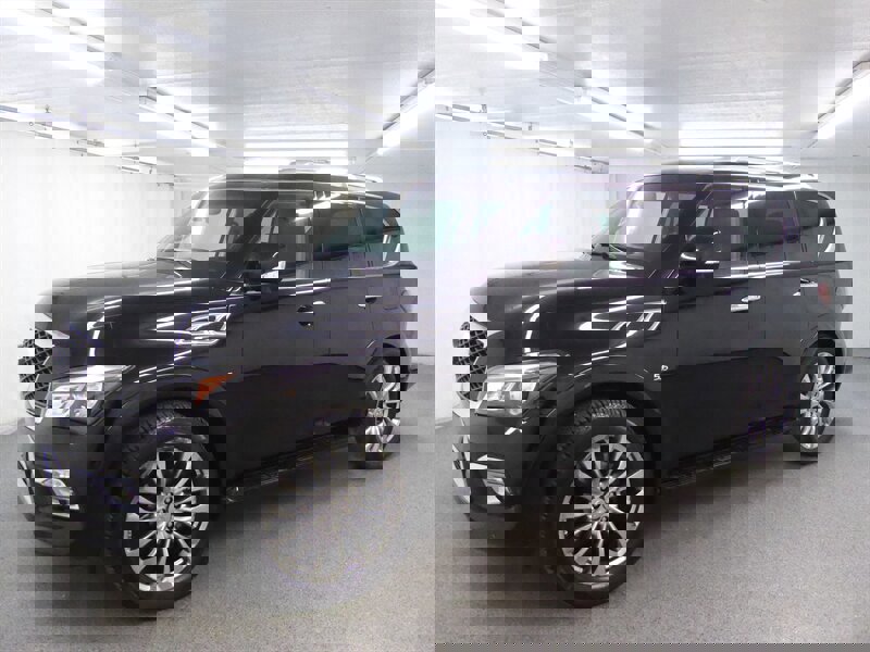 Used 2015 INFINITI QX80 Luxe w/ 22" Wheel Package image 3