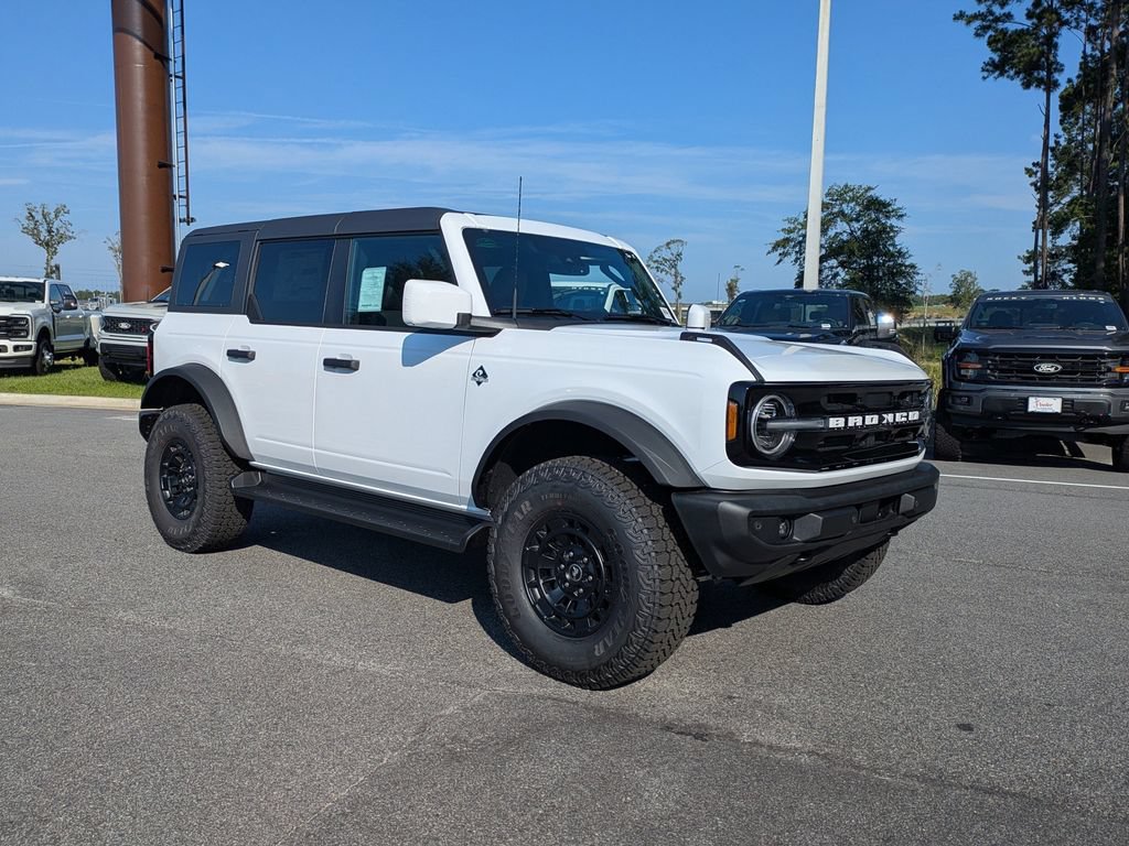 New 2026 Ford Bronco Outer Banks w/ Sasquatch Package AWD/4WD video 2