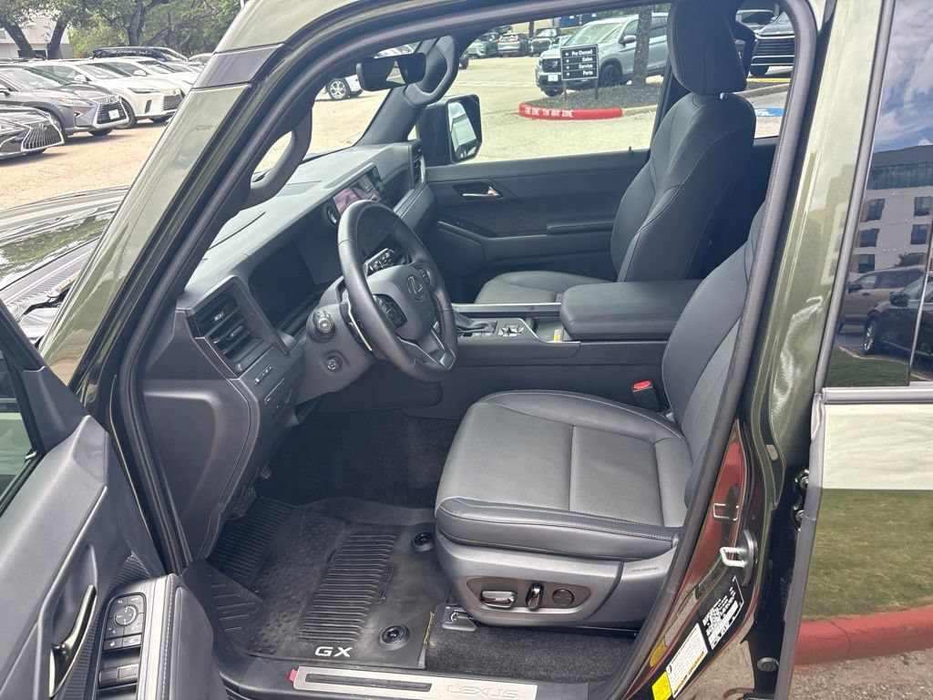 Certified 2025 Lexus GX 550 w/ Cold Area Package AWD/4WD image 18