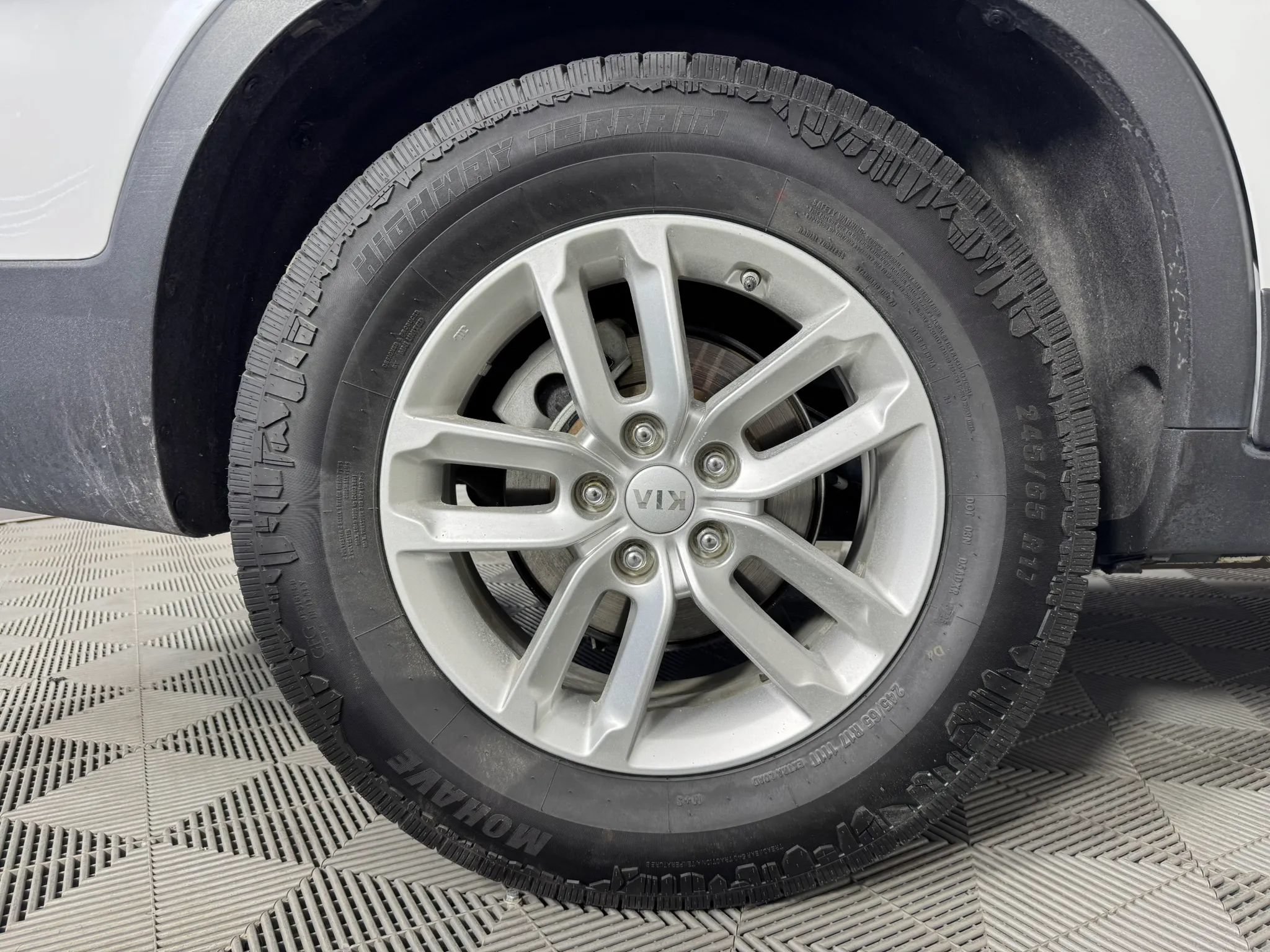 Used 2015 Kia Sorento LX FWD image 41