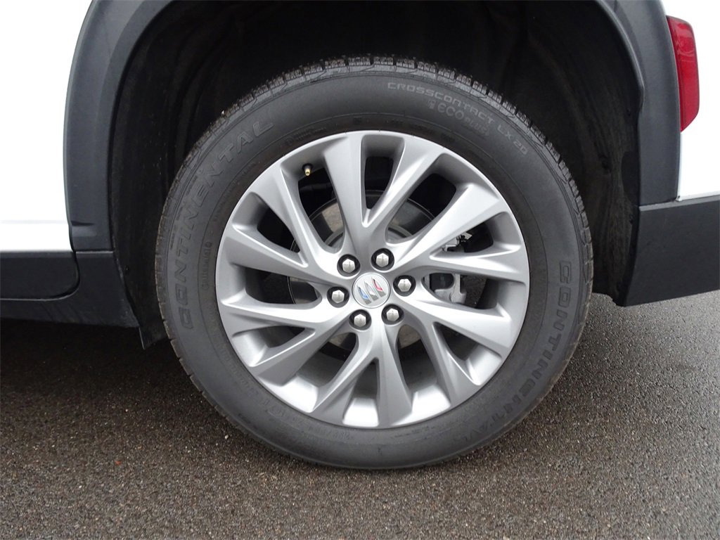 Used 2025 Buick Enclave Preferred image 6