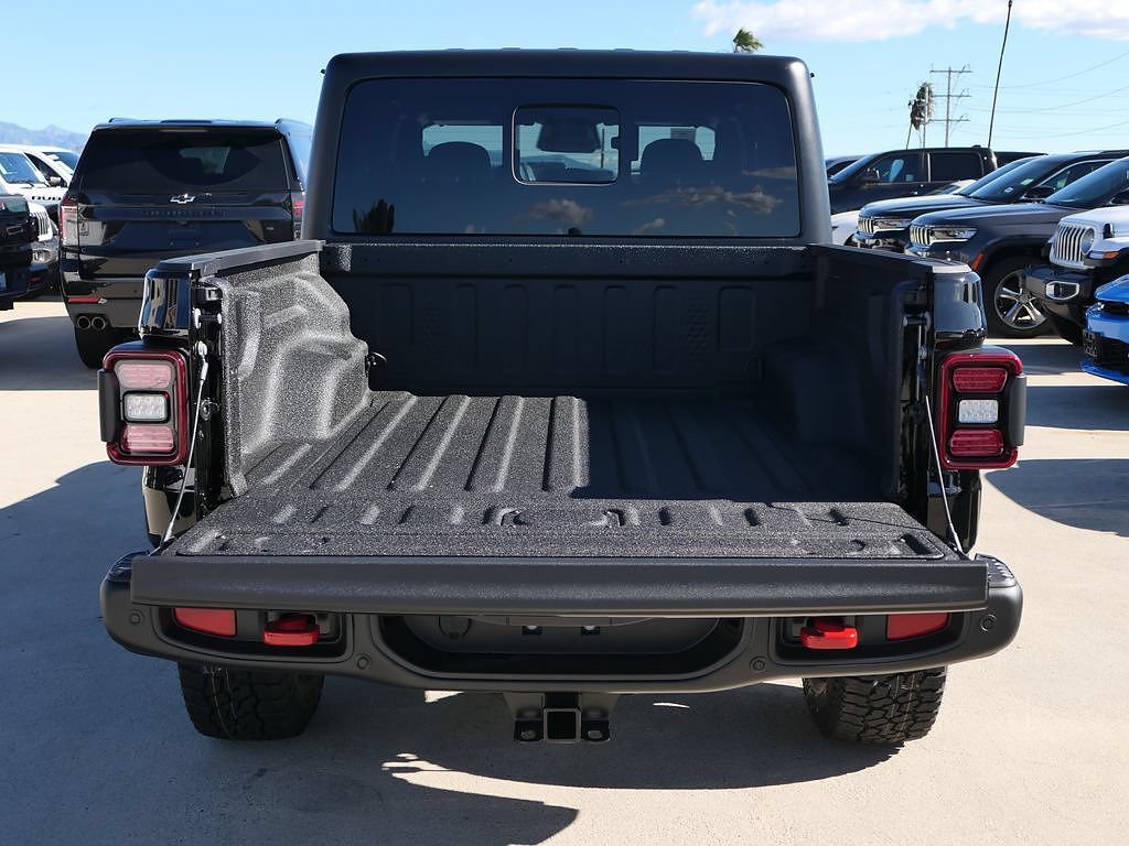 New 2026 Jeep Gladiator Rubicon w/ Safety Group AWD/4WD image 5
