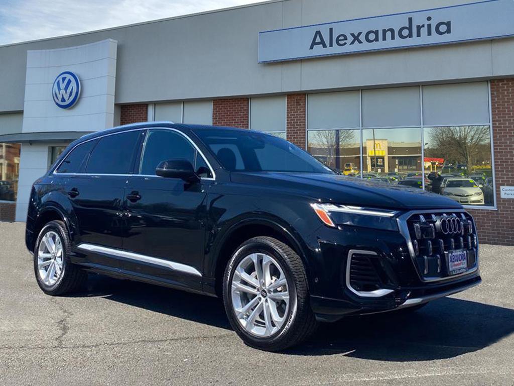 Used 2025 Audi Q7 3.0T Premium Plus image 1
