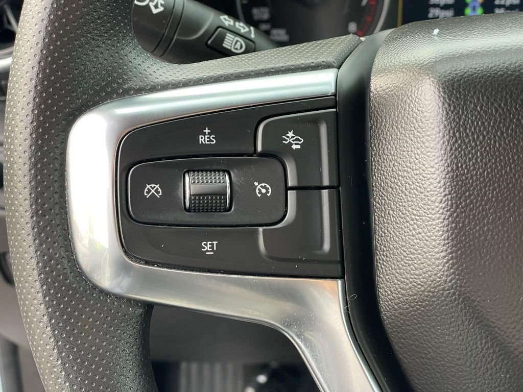 Used 2025 Chevrolet Blazer LT AWD/4WD image 14
