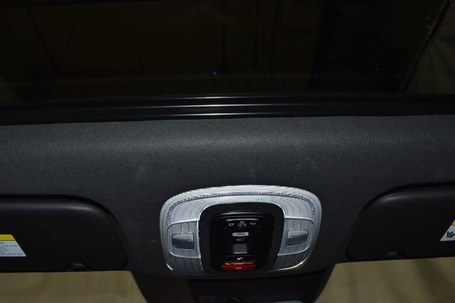 Used 2025 Hyundai Elantra Limited image 20