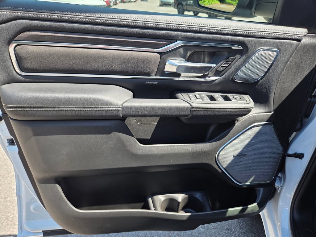 New 2026 RAM 1500 Laramie w/ Night Edition AWD/4WD image 10