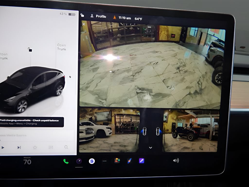 Used 2024 Tesla Model Y Long Range AWD/4WD image 20