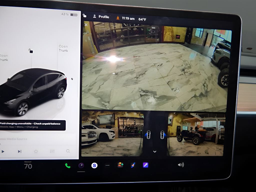 Used 2024 Tesla Model Y Long Range AWD/4WD image 20
