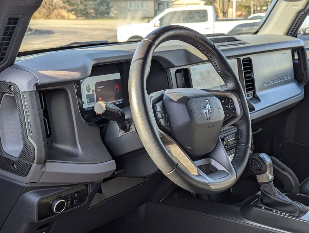 Used 2024 Ford Bronco Everglades image 9