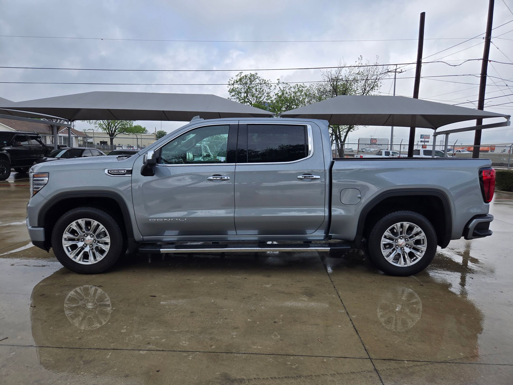 Certified 2025 GMC Sierra 1500 Denali w/ Technology Package RWD image 4
