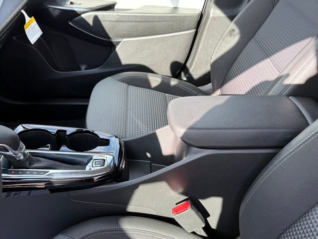 Used 2025 Chevrolet Trax LT FWD image 22