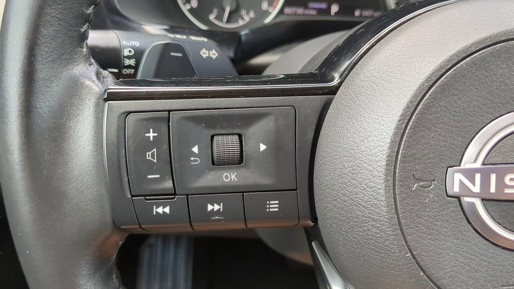 Certified 2022 Nissan Pathfinder SV FWD image 13