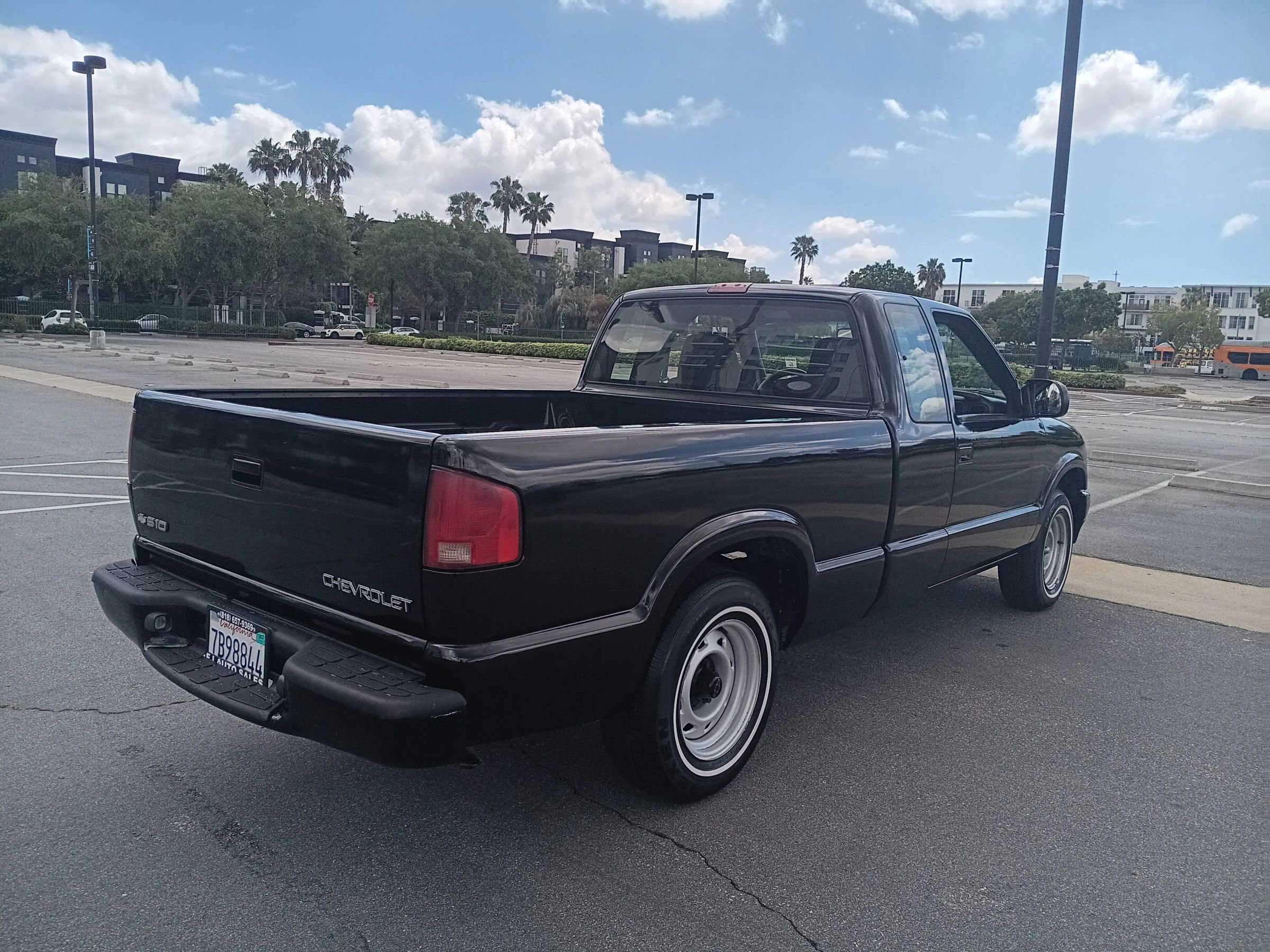 Used 2003 Chevrolet S10 Pickup 2WD Extended Cab image 8