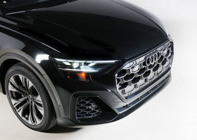 New 2026 Audi Q8 Premium Plus image 28