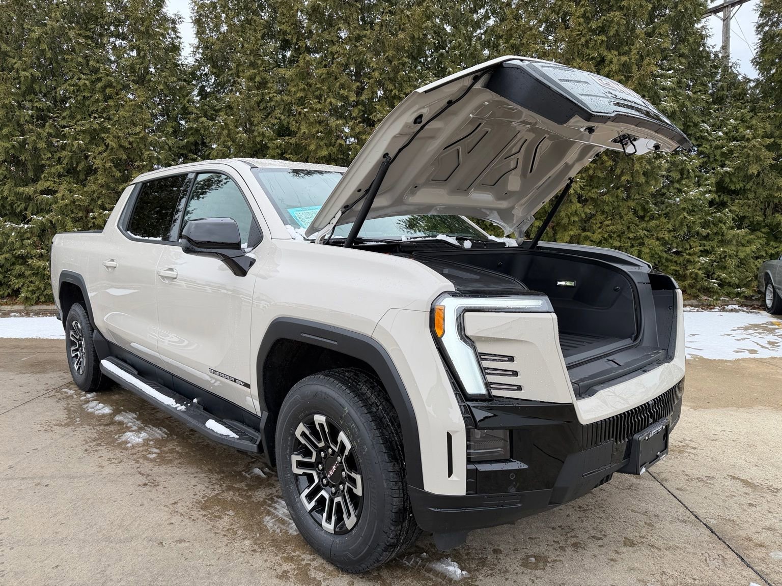 New 2026 GMC Sierra EV Elevation AWD/4WD image 41