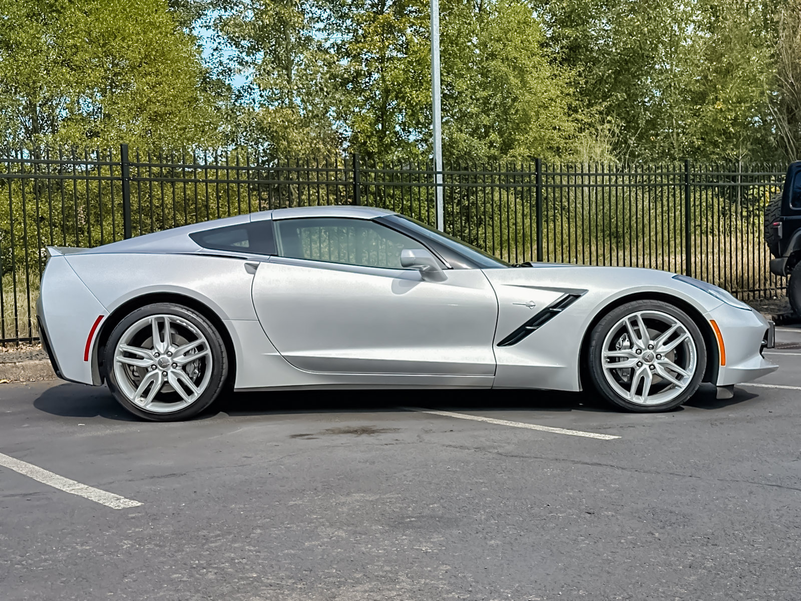 Used 2015 Chevrolet Corvette Stingray Coupe w/ 2LT Preferred Equipment Group RWD image 2