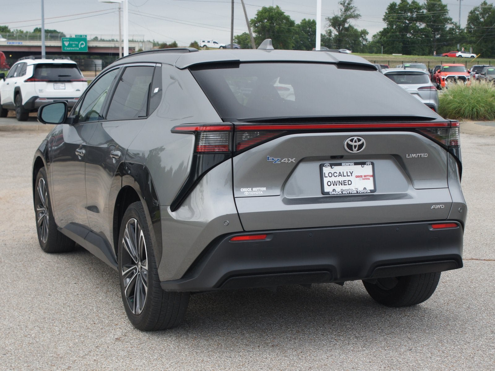 Used 2023 Toyota bZ4X AWD image 16