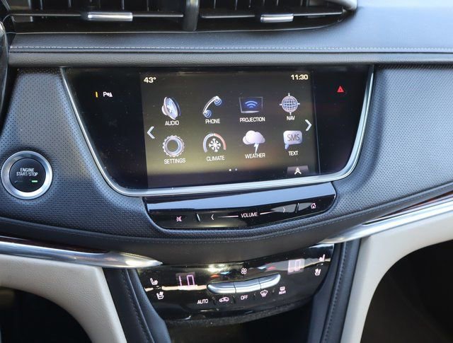 Used 2017 Cadillac XT5 Premium Luxury image 30