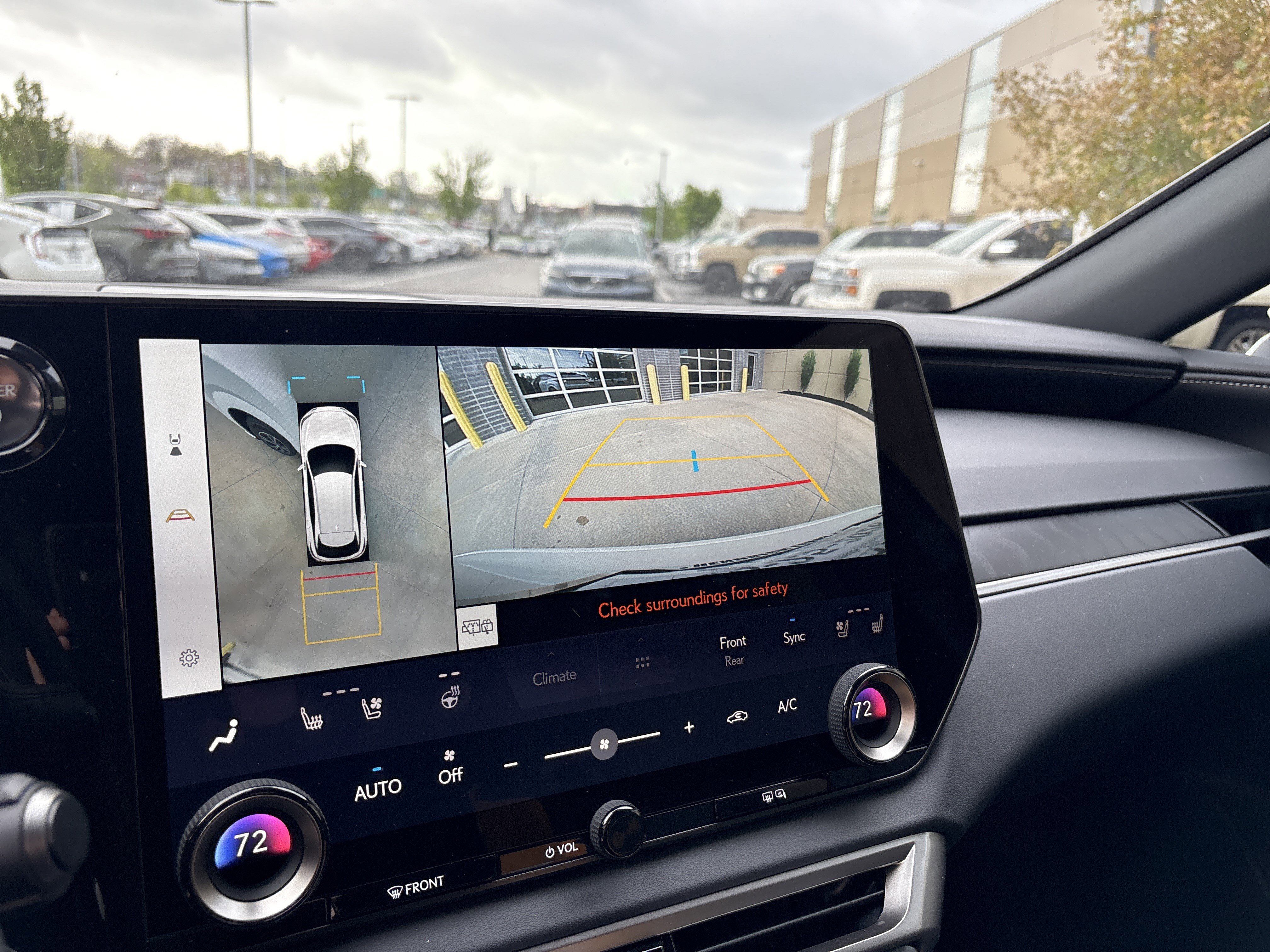 Used 2026 Lexus RX 350h w/ Convenience Package image 24